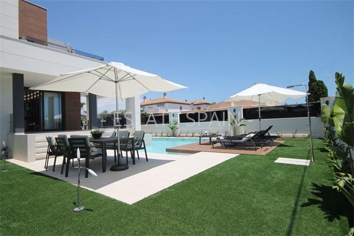 Вилла в Торревьехе 236 м2 №VL2352481AA6  - Продажа - 1 preview