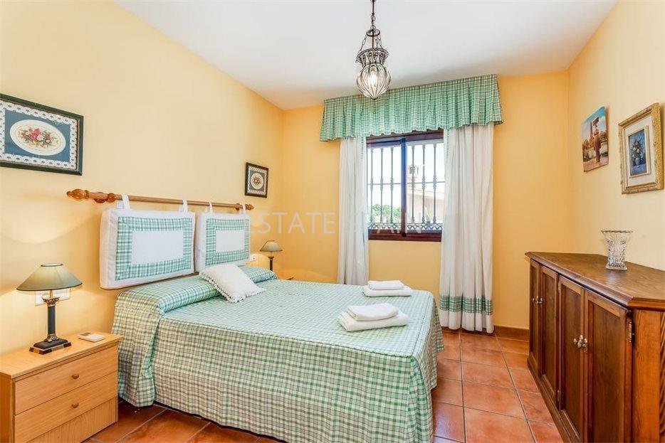 Вилла в Эстепоне 200 м2 №VL22330A3ED8  - Продажа - 24 large