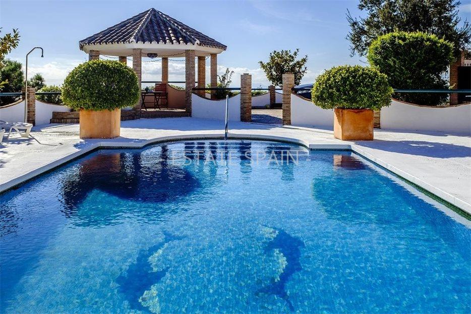 Вилла в Эстепоне 200 м2 №VL22330A3ED8  - Продажа - 36 large