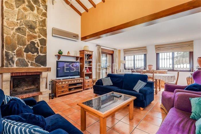 Вилла в Эстепоне 200 м2 №VL22330A3ED8  - Продажа - 2 preview