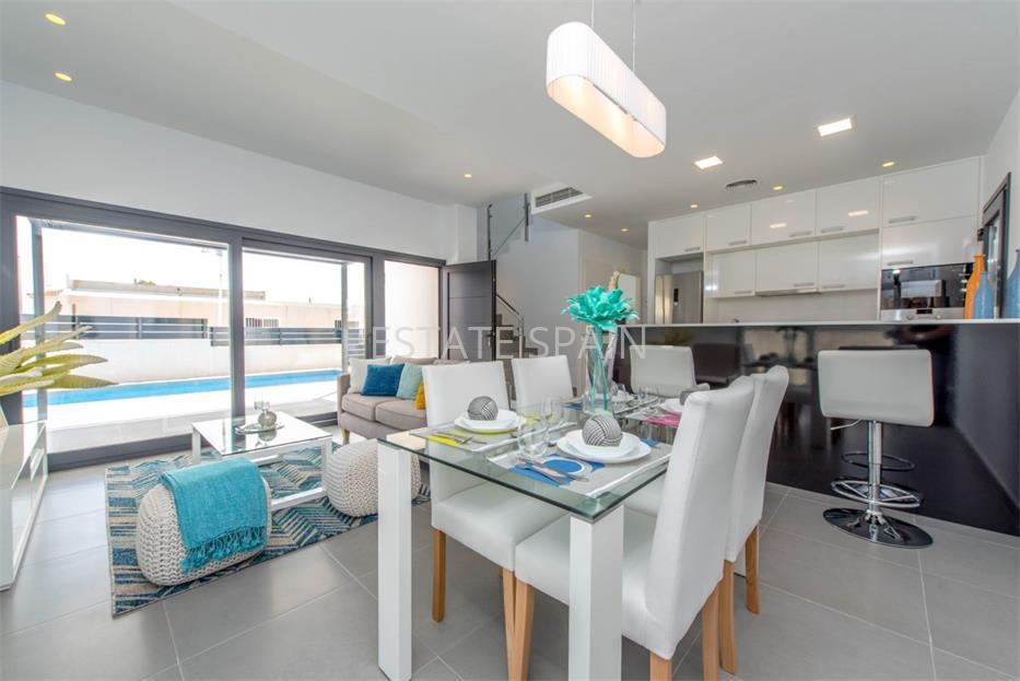 Шале в Сьюдад-Кесада 101 м2 №TAU182144623  - Продажа - 17 large