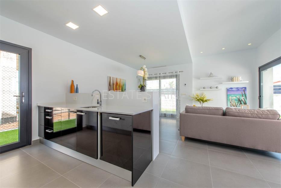 Шале в Сьюдад-Кесада 101 м2 №TAU182144623  - Продажа - 30 large