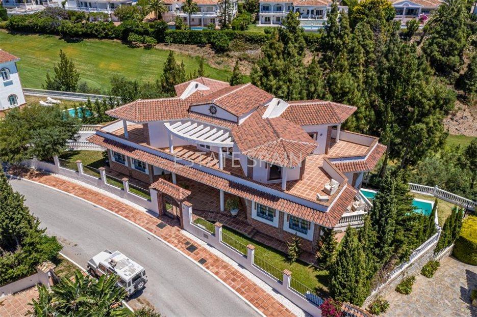 Вилла в Михасе 578 м2 №VL21526F51D6  - Продажа - 1 large