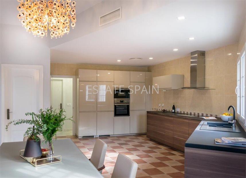 Вилла в Михасе 578 м2 №VL21526F51D6  - Продажа - 30 large