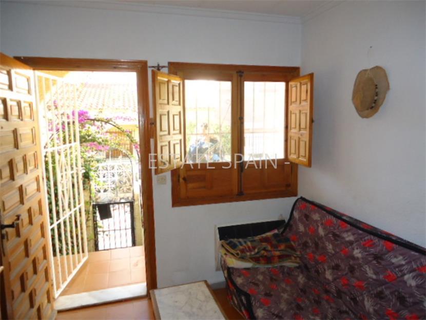 Таунхаус в Ла Марине 29 м2 №TAU1812998DE  - Продажа - 1 large