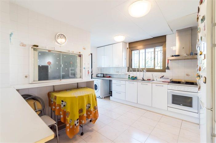 Особняк в Ллорет-де-Маре 375 м2 №VL236148D6E1  - Продажа - 9 preview