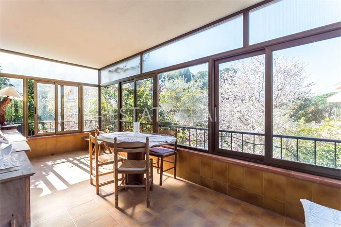 Особняк в Ллорет-де-Маре 375 м2 №VL236148D6E1  - Продажа - 2 preview