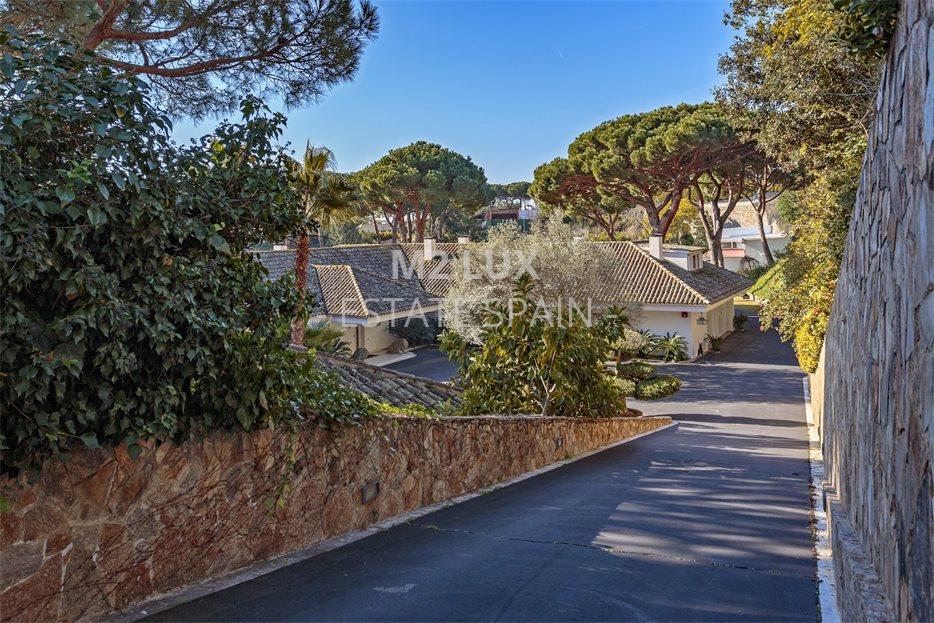 Усадьба в Аренис-де-Мар 1344 м2 №VL20110640DA  - Продажа - 2 large