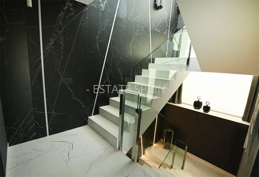 Вилла в Бенисе 548 м2 №VL24102F7D3C  - Продажа - 34 large