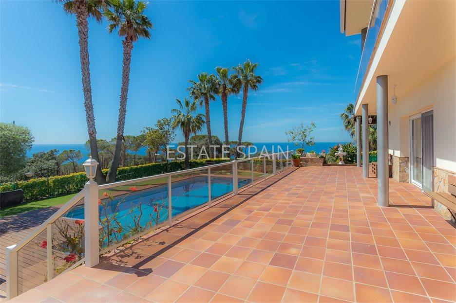 Особняк в Ллорет-де-Маре 458 м2 №VL2362019ACA  - Продажа - 3 large