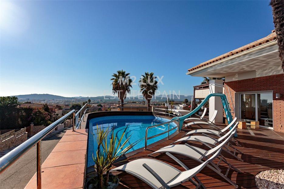 Вилла в Кастель-Пладжа-де-Аро 570 м2 №VL20112248E28  - Продажа - 13 large