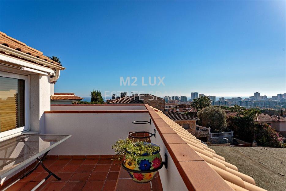 Вилла в Кастель-Пладжа-де-Аро 570 м2 №VL20112248E28  - Продажа - 48 large