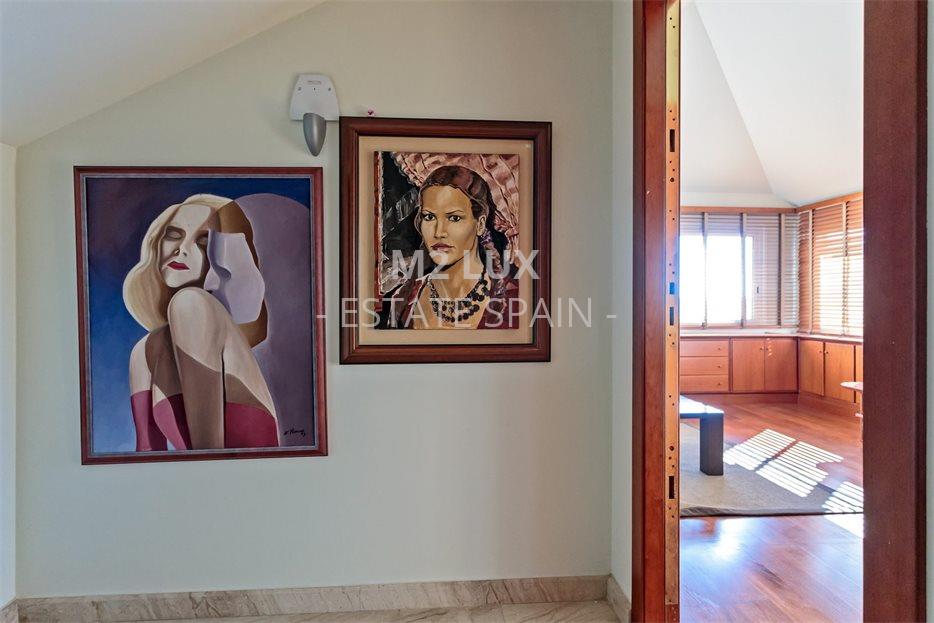 Вилла в Кастель-Пладжа-де-Аро 570 м2 №VL20112248E28  - Продажа - 43 large