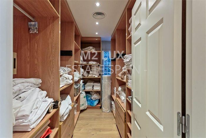 Вилла в Кастель-Пладжа-де-Аро 570 м2 №VL20112248E28  - Продажа - 41 preview