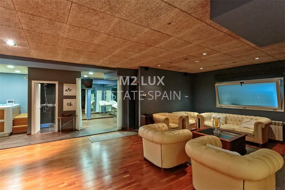 Вилла в Кастель-Пладжа-де-Аро 570 м2 №VL20112248E28  - Продажа - 71 large