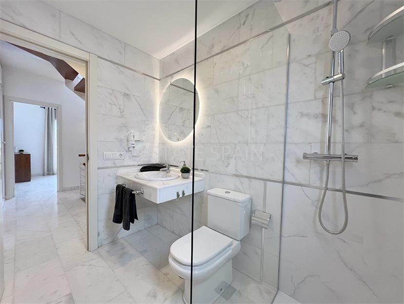 Вилла в Гольф-дель-Сур 237 м2 №VL25879D983  - Продажа - 33 large