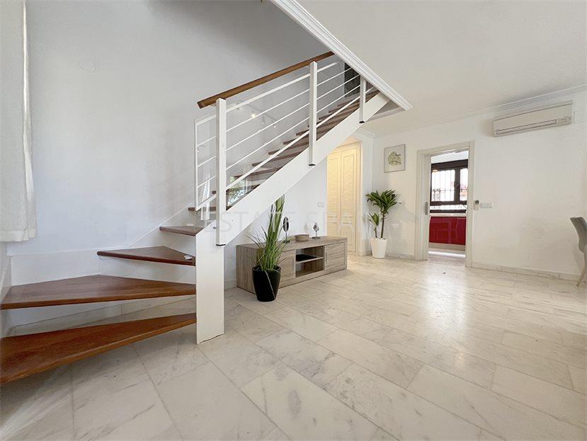 Вилла в Гольф-дель-Сур 237 м2 №VL25879D983  - Продажа - 24 large