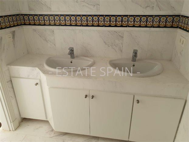 Апартаменты в Пуэрто-де-ла-Крус 155 м2 №ART20811C87DA  - Продажа - 10 preview