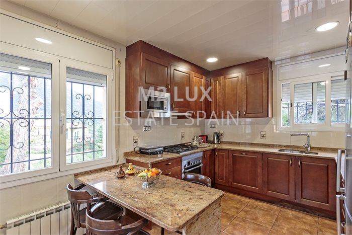 Вилла в Санта-Кристина-де-Аро 237 м2 №VL24102878165  - Продажа - 9 preview