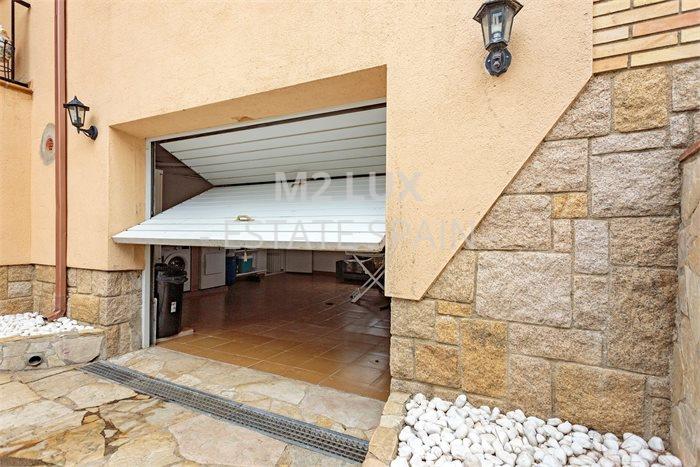 Вилла в Санта-Кристина-де-Аро 237 м2 №VL24102878165  - Продажа - 38 preview