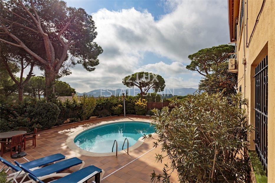 Вилла в Санта-Кристина-де-Аро 237 м2 №VL24102878165  - Продажа - 6 large