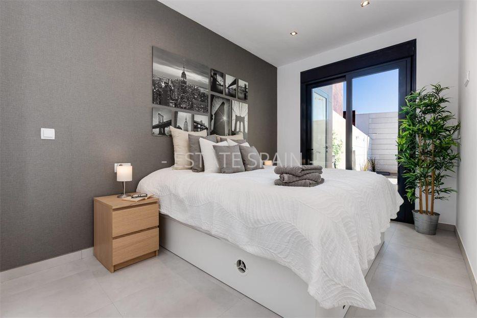 Вилла в Пилар-де-ла-Орадада 111 м2 №VL2511142C0C2  - Продажа - 38 large