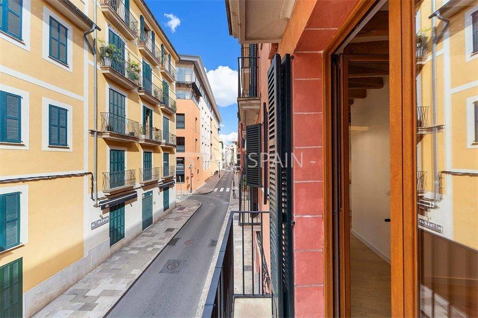 Квартира в Пальма-де-Майорка 74 м2 №ART214267B3BA  - Продажа - 1 large
