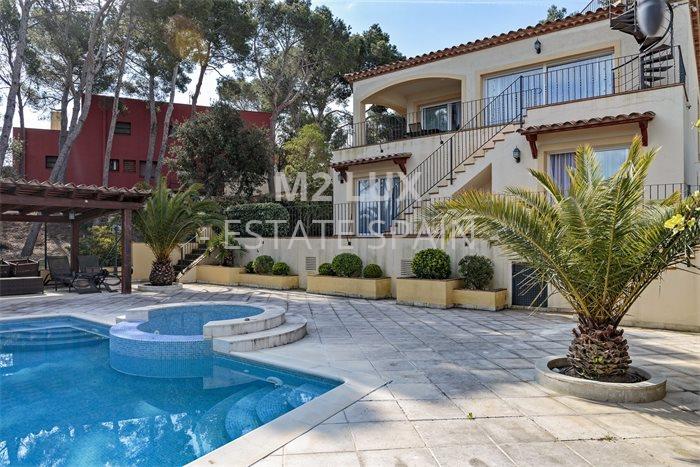 Вилла в Сан-Антони-де-Калонже 388 м2 №VL20525B6898  - Продажа - 74 preview