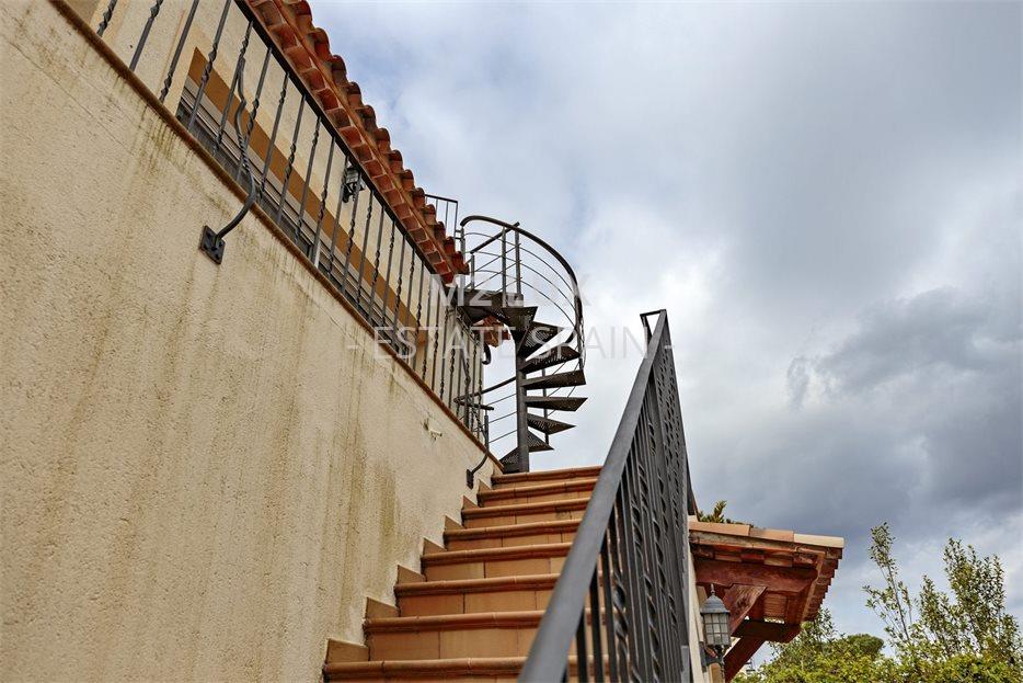 Вилла в Сан-Антони-де-Калонже 388 м2 №VL20525B6898  - Продажа - 55 large