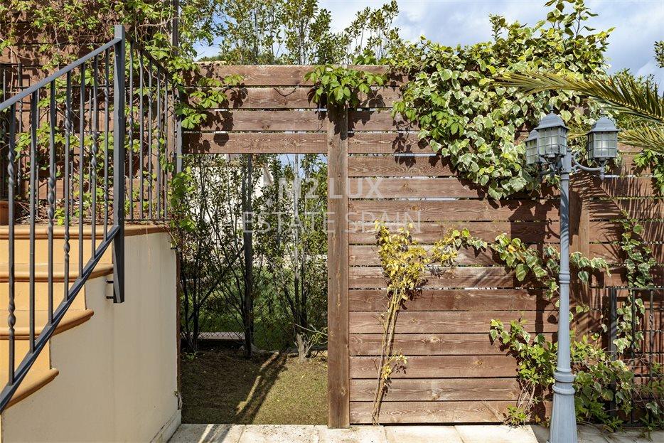 Вилла в Сан-Антони-де-Калонже 388 м2 №VL20525B6898  - Продажа - 75 large