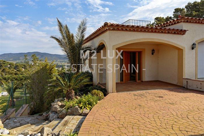 Вилла в Сан-Антони-де-Калонже 388 м2 №VL20525B6898  - Продажа - 11 preview