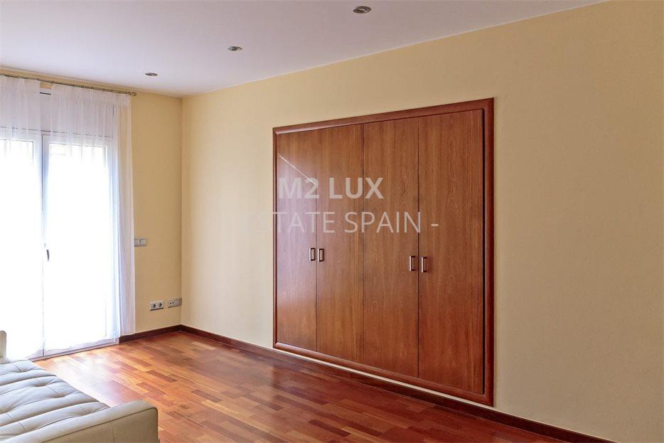 Вилла в Сан-Антони-де-Калонже 388 м2 №VL20525B6898  - Продажа - 46 large