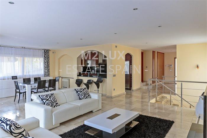 Вилла в Сан-Антони-де-Калонже 388 м2 №VL20525B6898  - Продажа - 15 preview