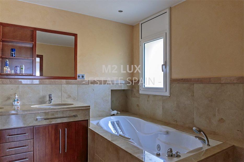 Вилла в Сан-Антони-де-Калонже 388 м2 №VL20525B6898  - Продажа - 30 large