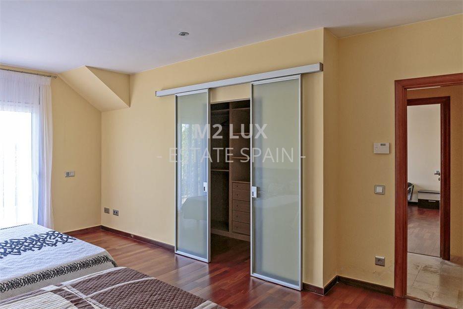 Вилла в Сан-Антони-де-Калонже 388 м2 №VL20525B6898  - Продажа - 27 large