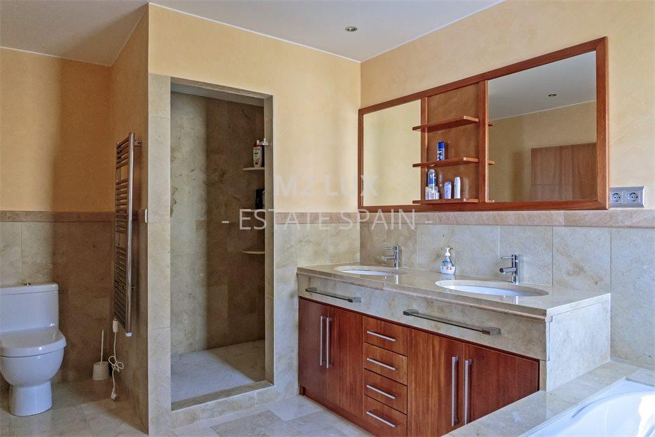 Вилла в Сан-Антони-де-Калонже 388 м2 №VL20525B6898  - Продажа - 31 large