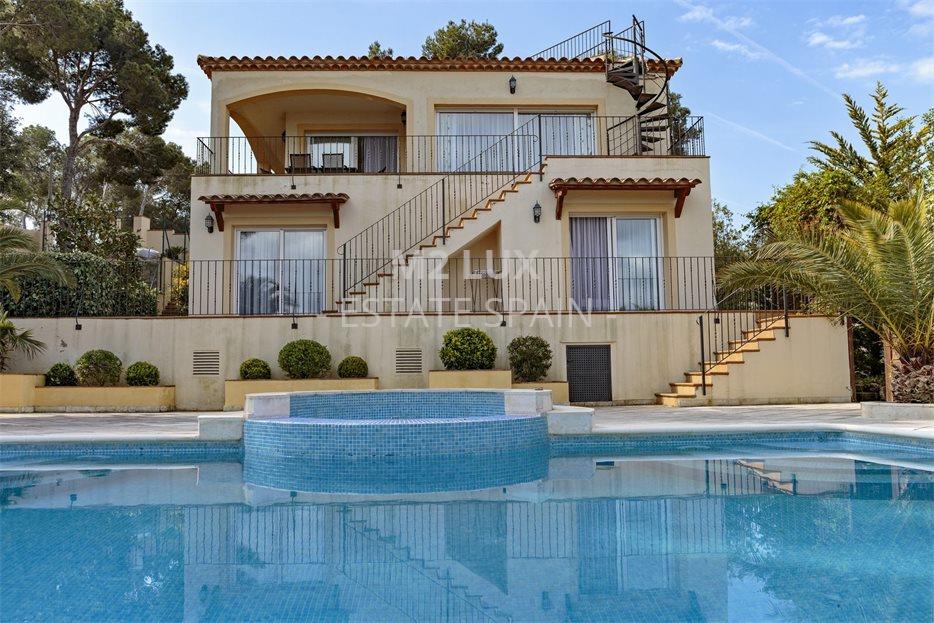 Вилла в Сан-Антони-де-Калонже 388 м2 №VL20525B6898  - Продажа - 71 large