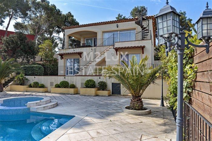 Вилла в Сан-Антони-де-Калонже 388 м2 №VL20525B6898  - Продажа - 73 preview