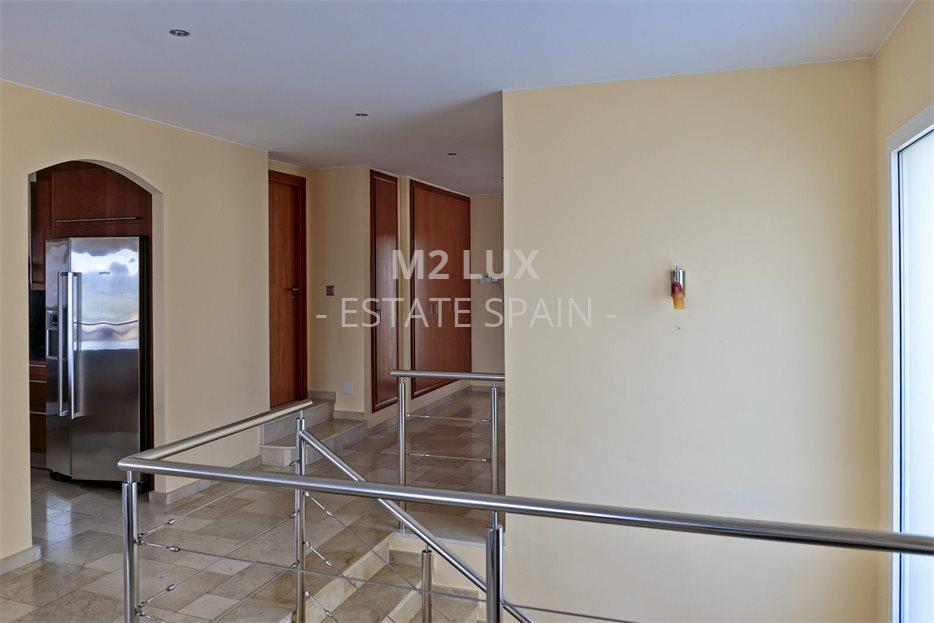 Вилла в Сан-Антони-де-Калонже 388 м2 №VL20525B6898  - Продажа - 8 large