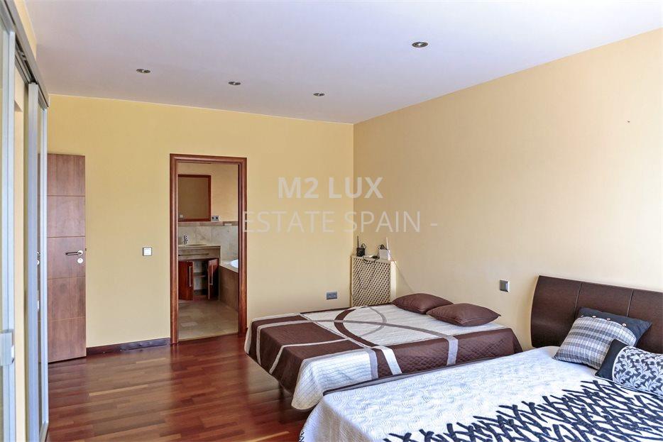 Вилла в Сан-Антони-де-Калонже 388 м2 №VL20525B6898  - Продажа - 29 large