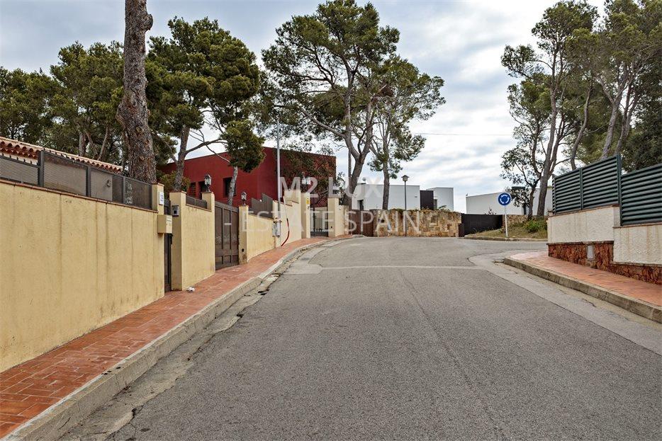 Вилла в Сан-Антони-де-Калонже 388 м2 №VL20525B6898  - Продажа - 79 large