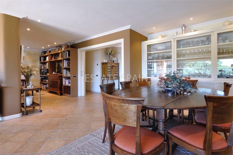 Дом в Сан-Андрес-де-Льеванерас 366 м2 №VL197291AED3  - Продажа - 31 large