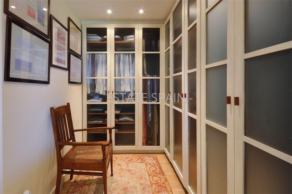 Дом в Сан-Андрес-де-Льеванерас 366 м2 №VL197291AED3  - Продажа - 40 large