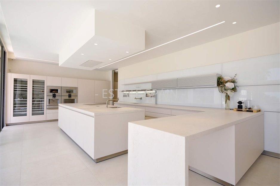 Дом в Сан-Андрес-де-Льеванерас 1300 м2 №VL19729DC27E  - Продажа - 27 large