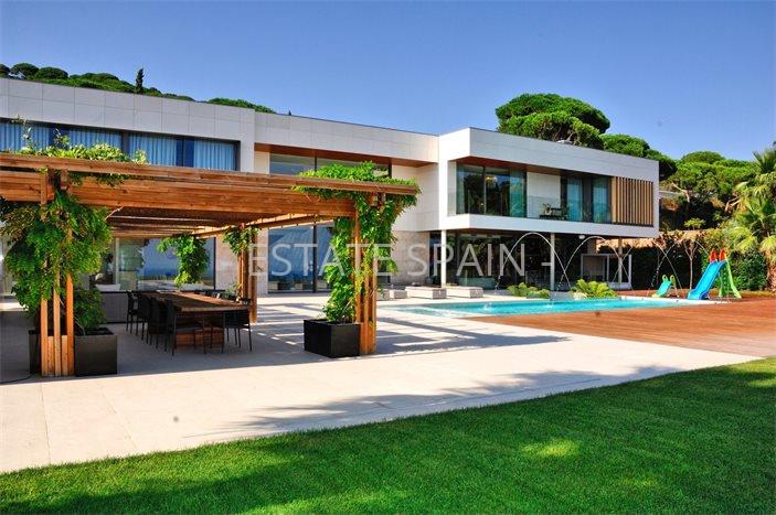 Дом в Сан-Андрес-де-Льеванерас 1300 м2 №VL19729DC27E  - Продажа - 1 preview