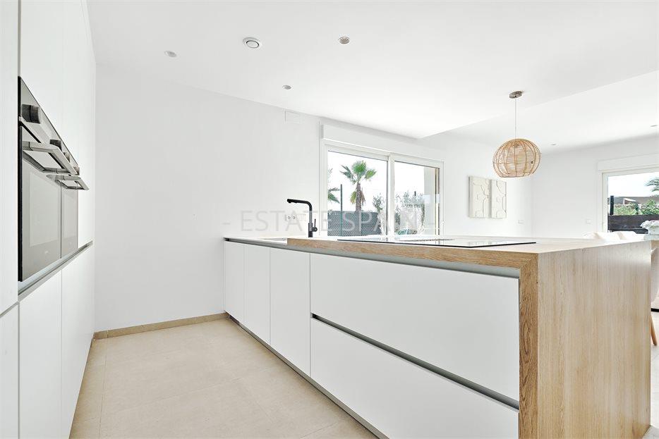 Вилла в Лос-Монтесиносе 157 м2 №VL2510108527F  - Продажа - 25 large