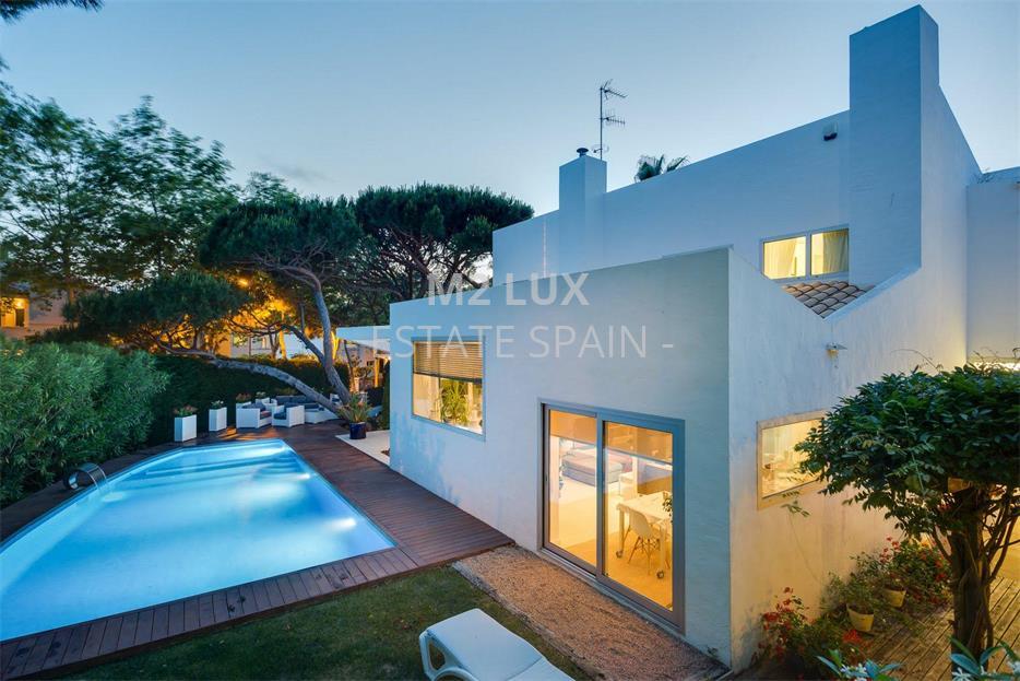 Вилла в Сагаро 205 м2 №VL1886E705  - Продажа - 1 large