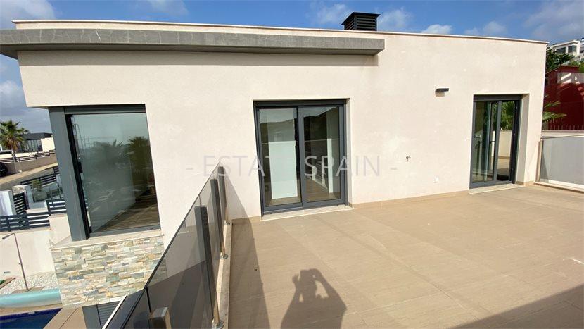 Вилла в Финестрате 240 м2 №VL221060D8BF  - Продажа - 31 preview