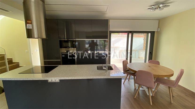 Вилла в Финестрате 240 м2 №VL221060D8BF  - Продажа - 14 preview