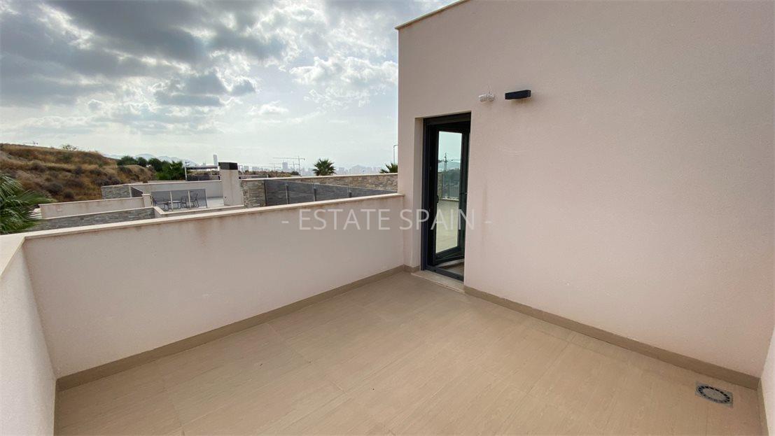 Вилла в Финестрате 240 м2 №VL221060D8BF  - Продажа - 35 large